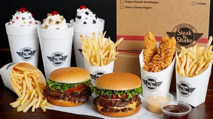 How much profit does a Steak n Shake make?