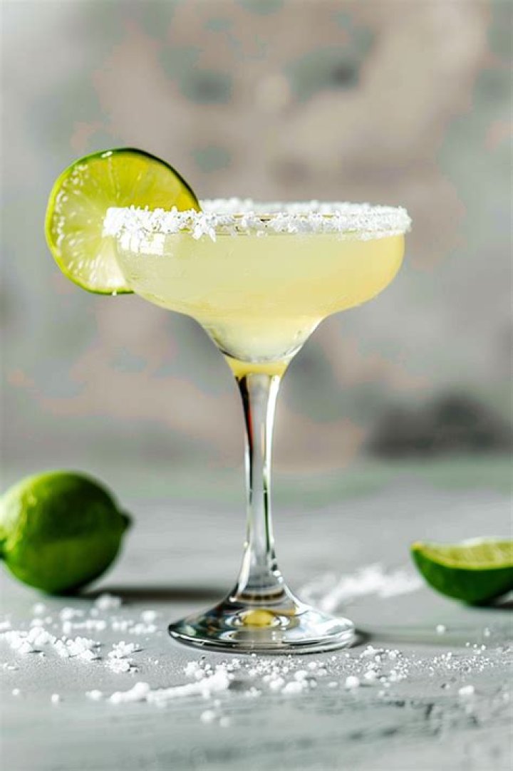 How much sugar is in a glass of margarita?