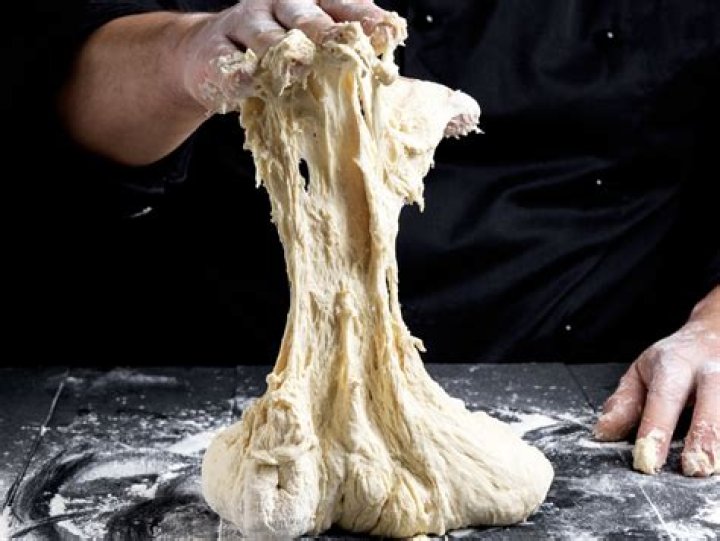 How wet should pizza dough be?