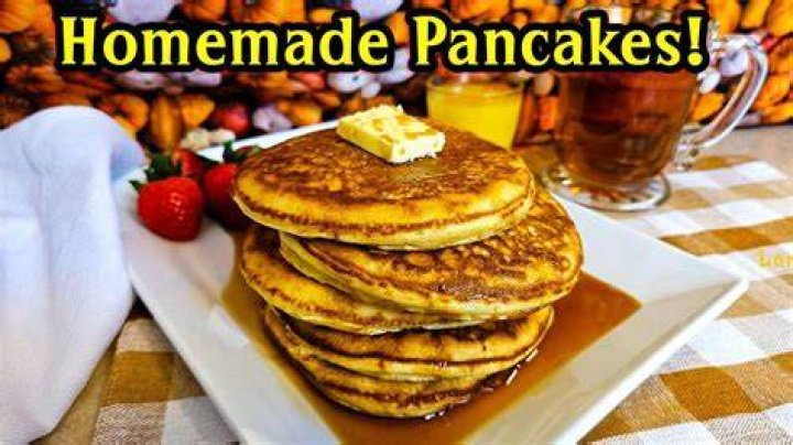 Is a short stack 2 or 3 pancakes?
