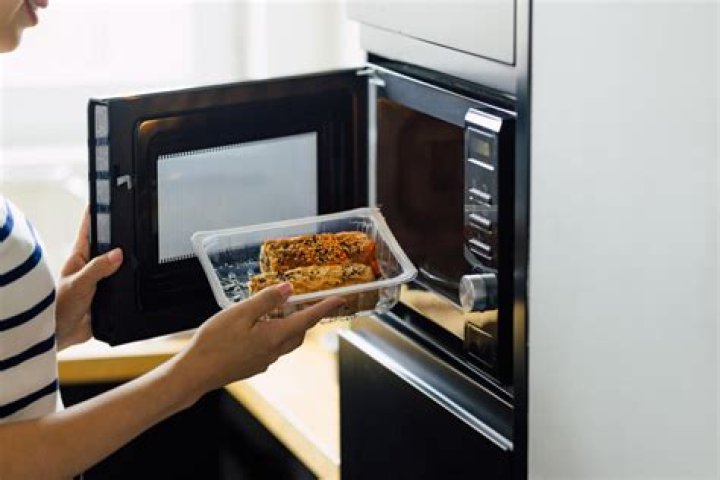Is chilis food microwaved?