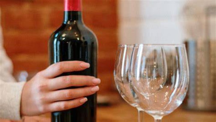 Is drinking a bottle of wine a night an alcoholic?