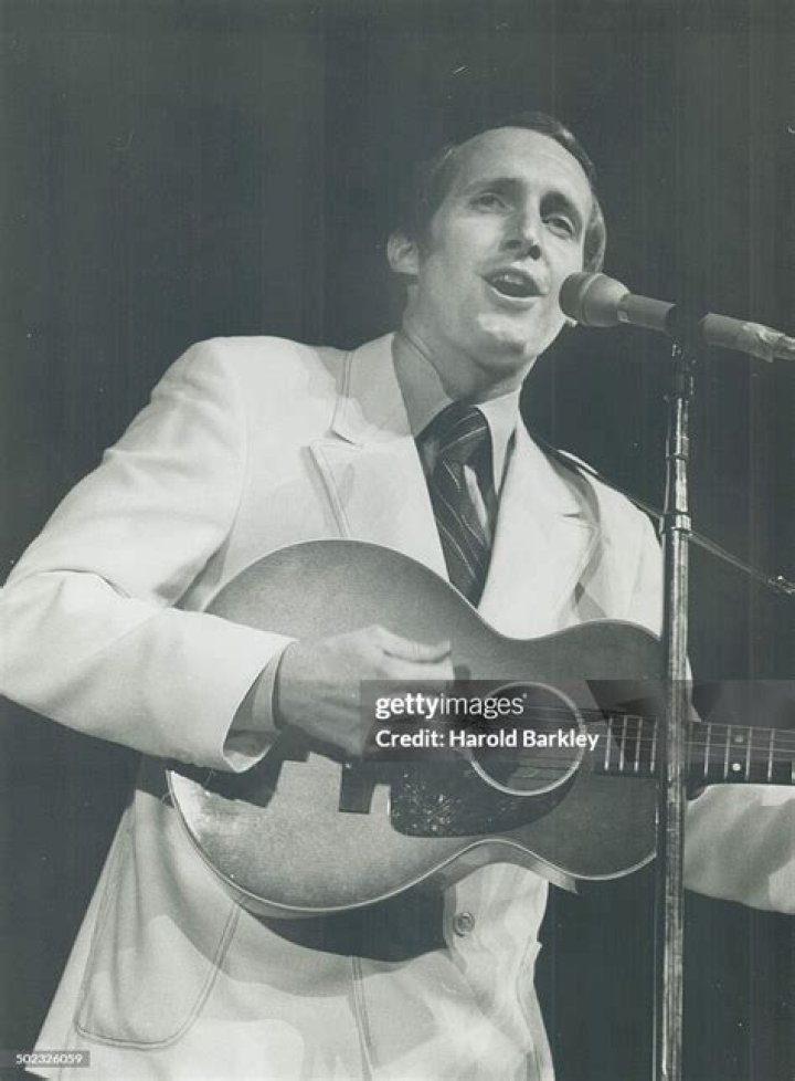 Is George Hamilton IV still living?