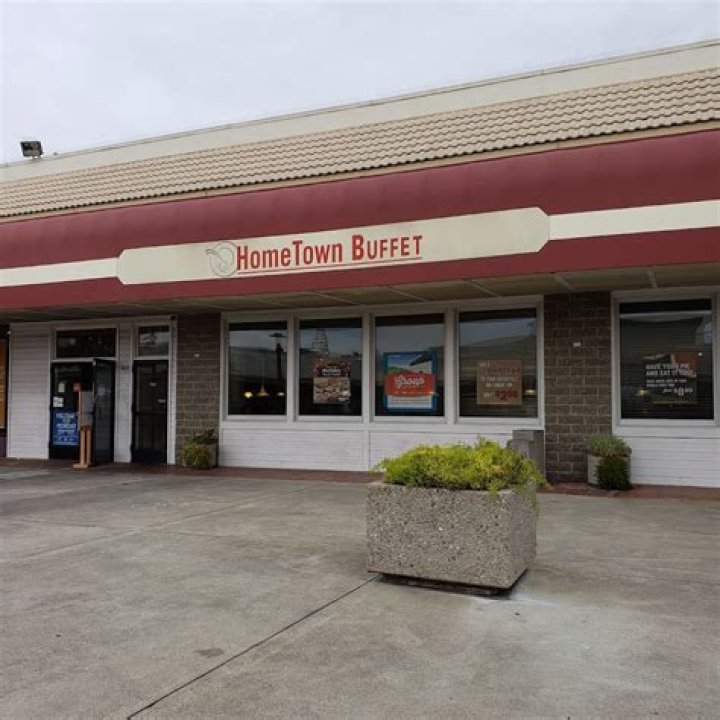Is Hometown buffet closed for good?