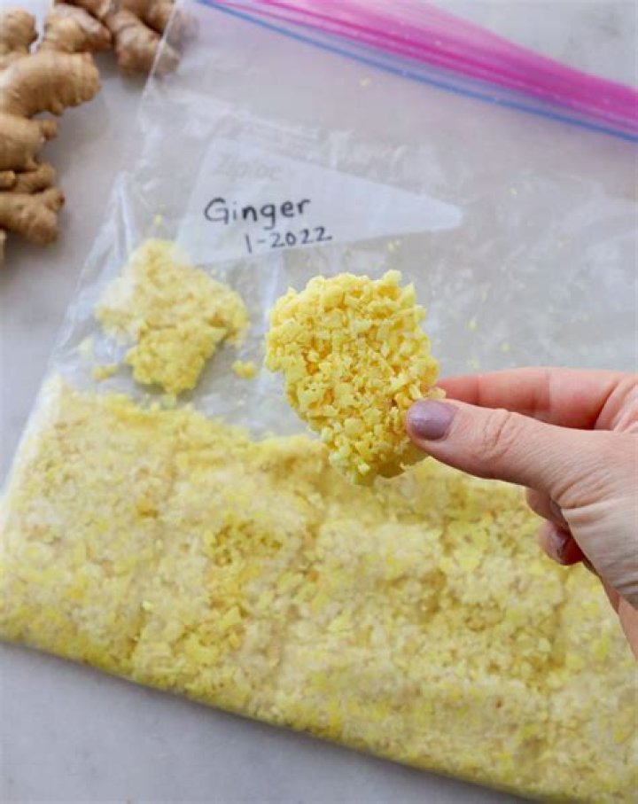Is it OK to freeze fresh ginger?