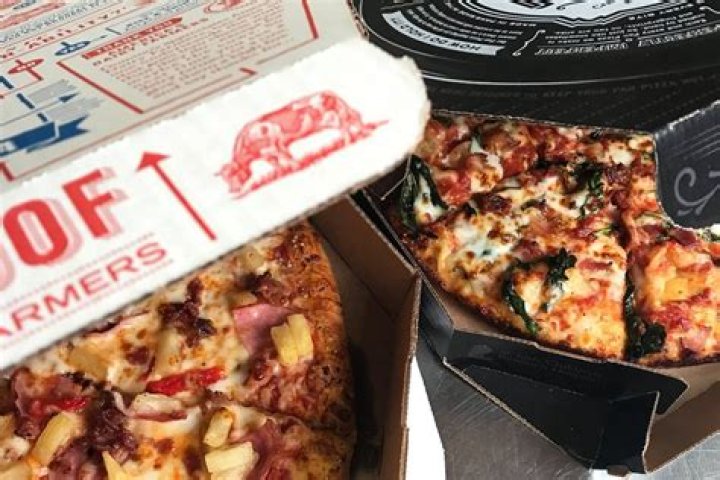 Is it rude not to tip the pizza guy?