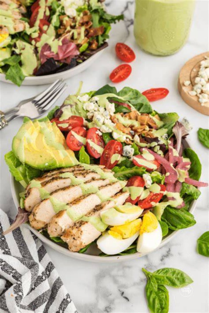 Is Panera Cobb salad healthy?