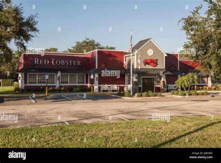 Is Red Lobster a Darden restaurant?