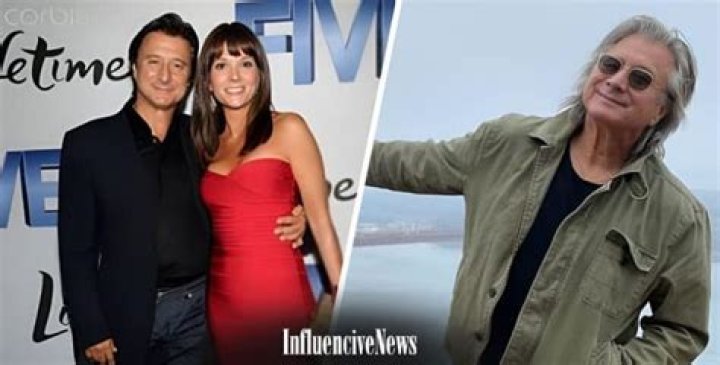 Is Steve Perry married today?