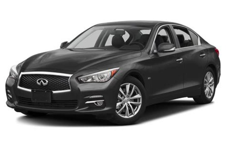 Is the 2017 Infiniti q50 a good car?