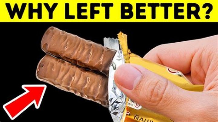 Is there really a right and left Twix factory?
