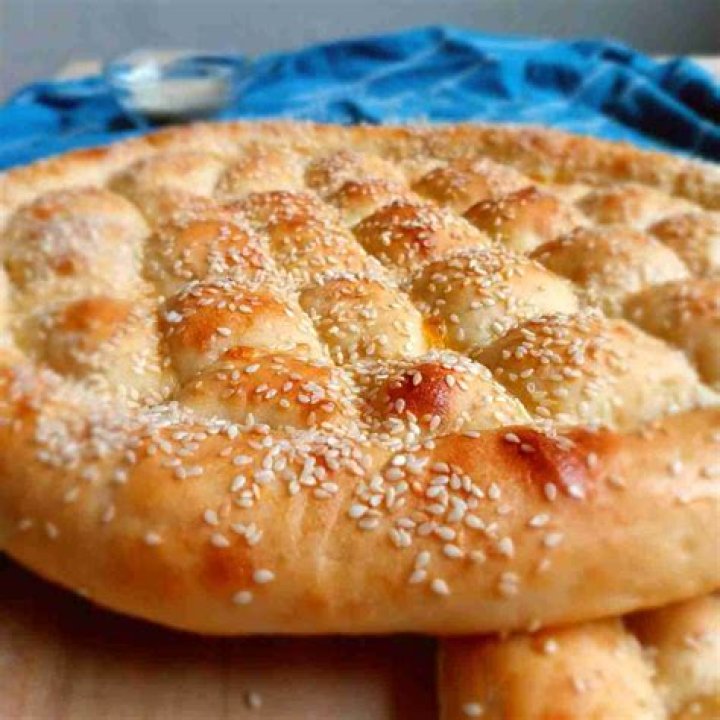 Is Turkish bread low in calories?