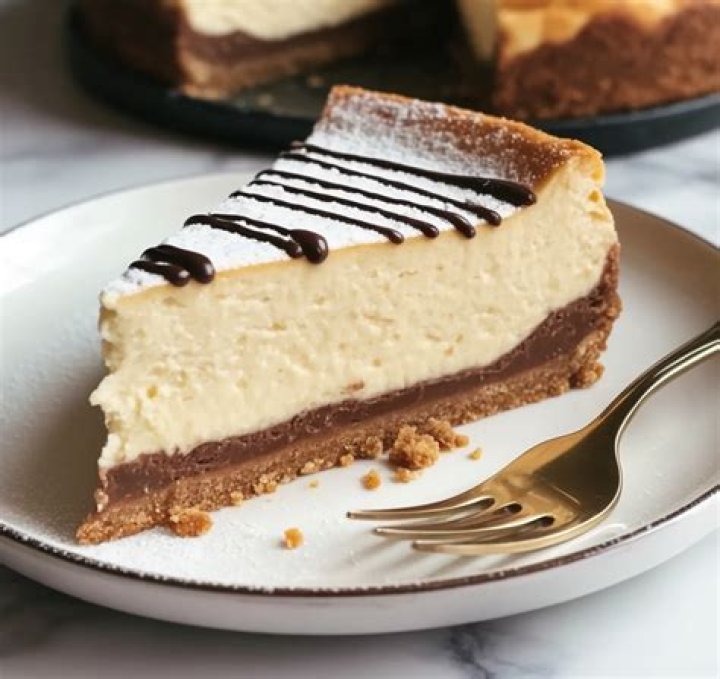 Should cheesecake be brown on top?
