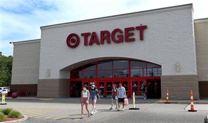 What age does Target hire in New Jersey?