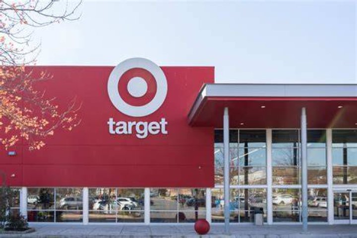 What are Target chat hours?