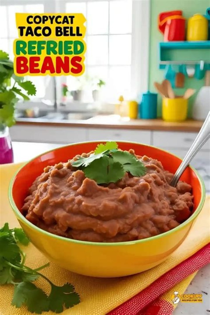 What are the ingredients in Taco Bell refried beans?