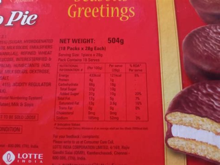 What are the ingredients of Lotte Choco Pie?