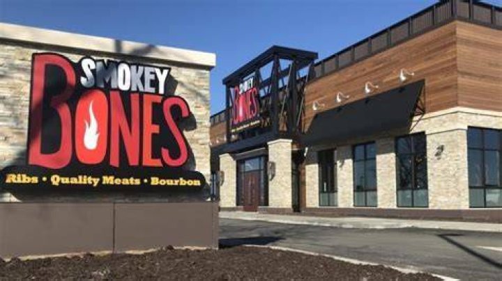 What are the sides at Smokey Bones?