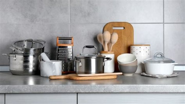 What are the tools and equipment for meat dishes?