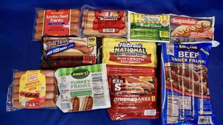 What brand of hot dogs does Freddy’s use?