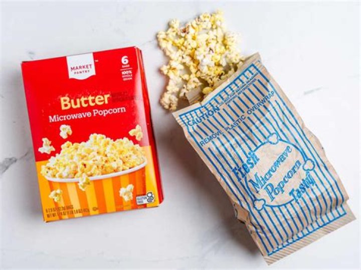 What brand of popcorn has the least amount of hulls?