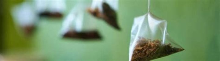What brands of tea bags contain plastic?