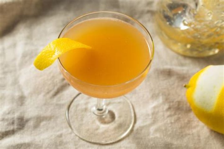 What can I use instead of orgeat syrup?