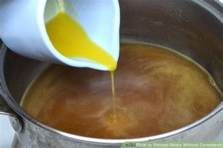 What can I use to thicken sauce without cornstarch?
