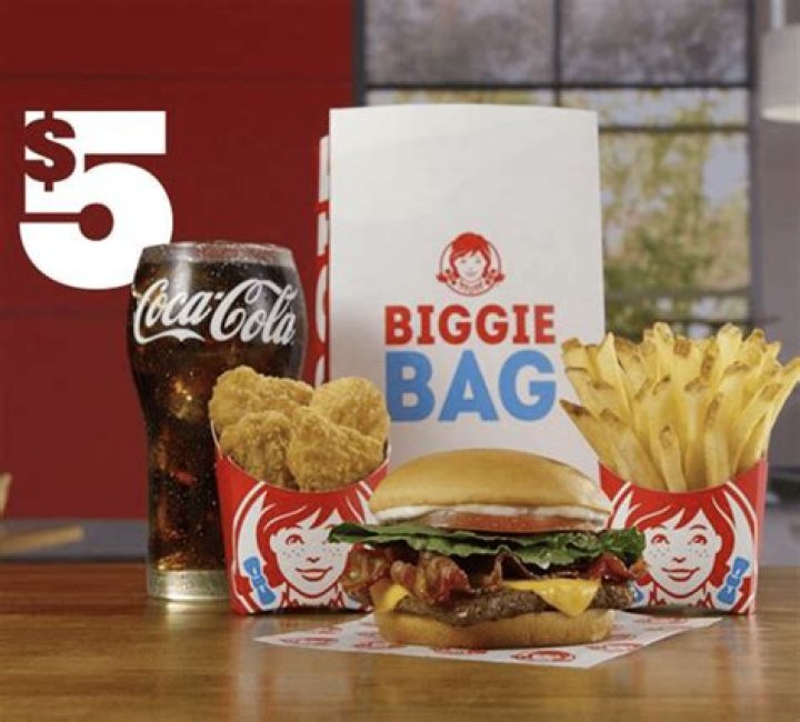 What comes in Wendy’s $5 Biggie bag?