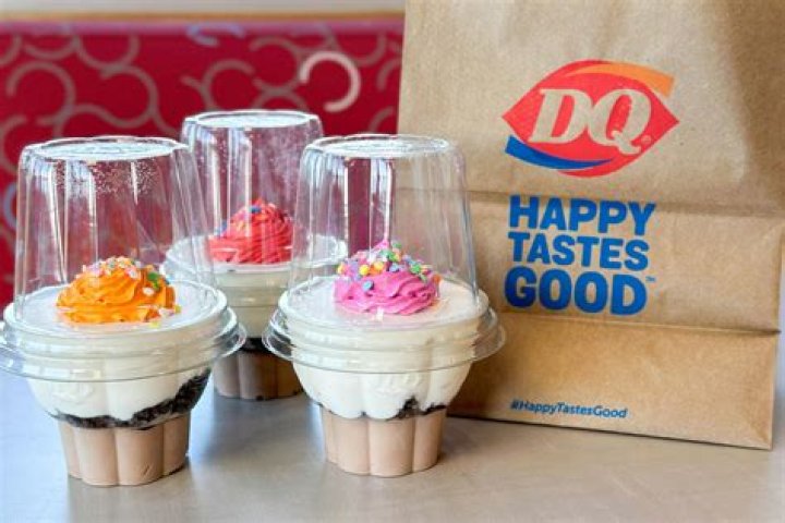 What desserts does Dairy Queen have?