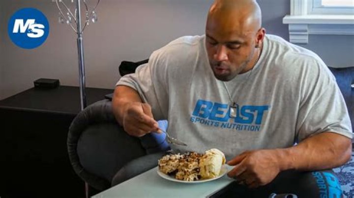 What do bodybuilders eat at McDonalds?