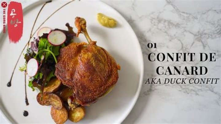 What do you serve with confit de canard?