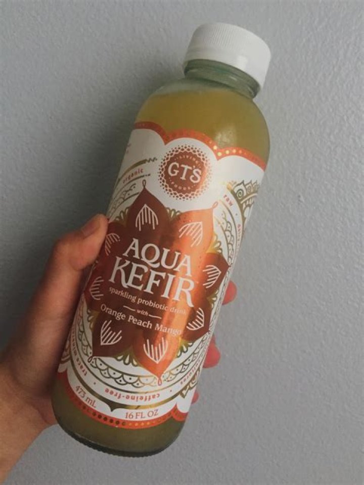 What does Aqua Kefir taste like?