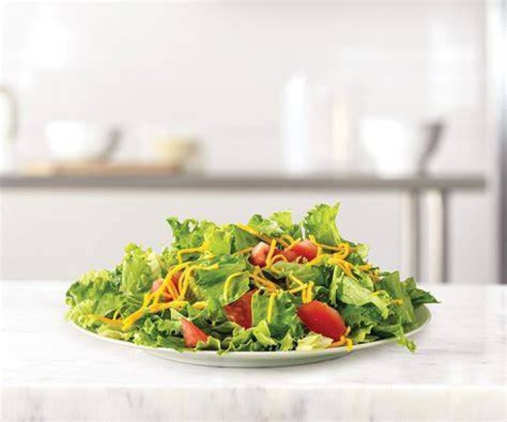 What does Arby’s side salad look like?