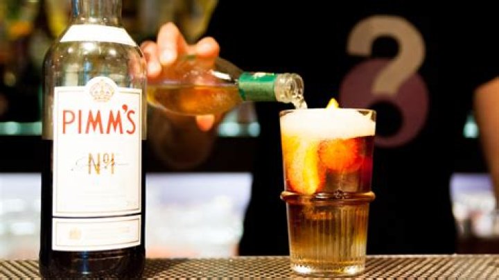 What does Pimms alcohol taste like?