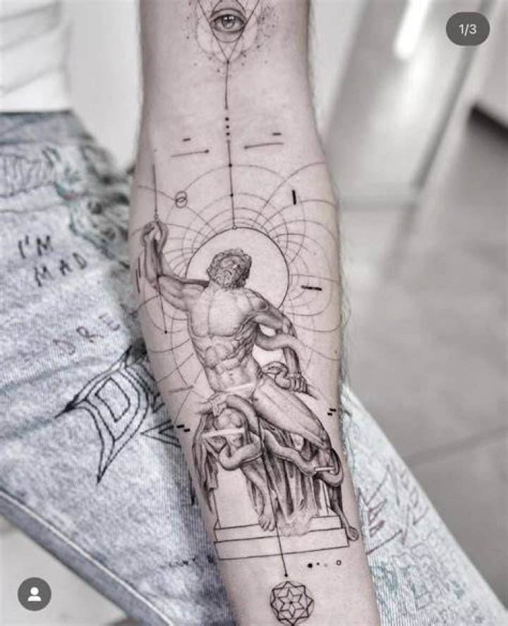 What does the 3 line tattoo mean?