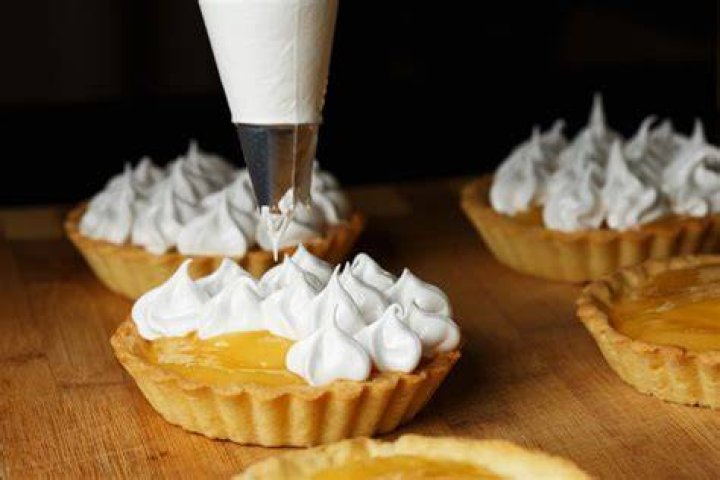 What does vinegar do in baking?