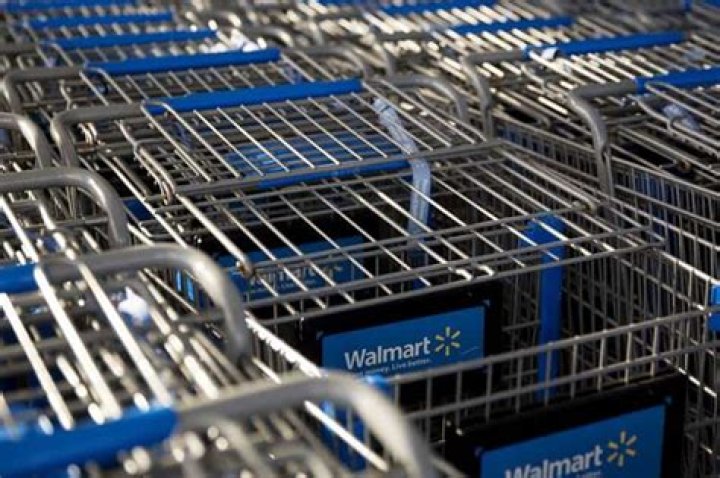 What does Walmart do with old shopping carts?