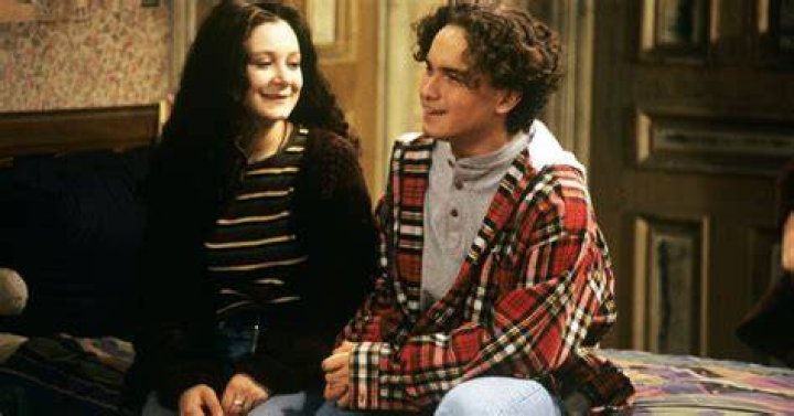 What happened to David Healy on Roseanne?