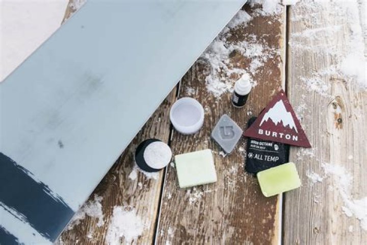 What happens if you don’t wax snowboard?