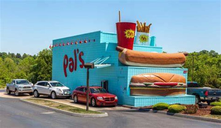 What is a sauce burger from pals?
