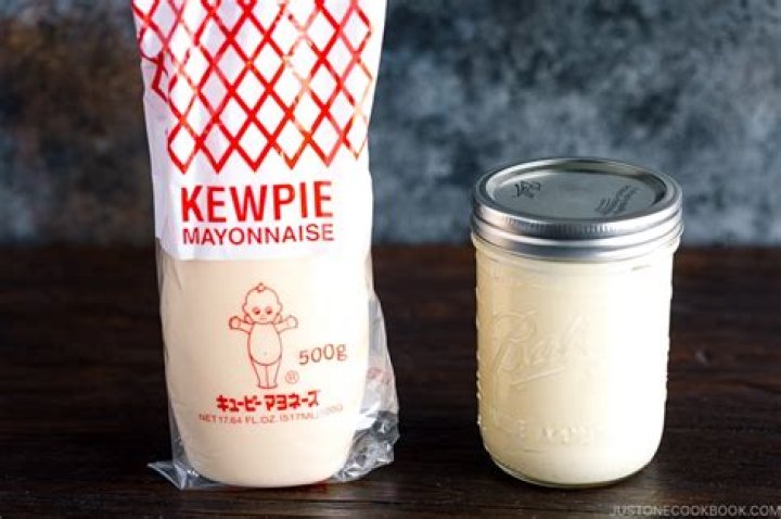 What is in Kewpie mayonnaise?