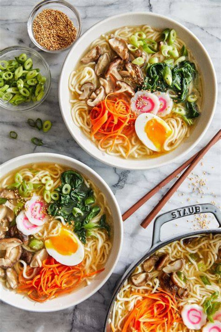 What is in ramen soup?