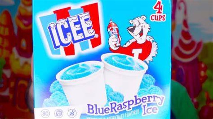 What is in the blue raspberry freeze at Taco Bell?