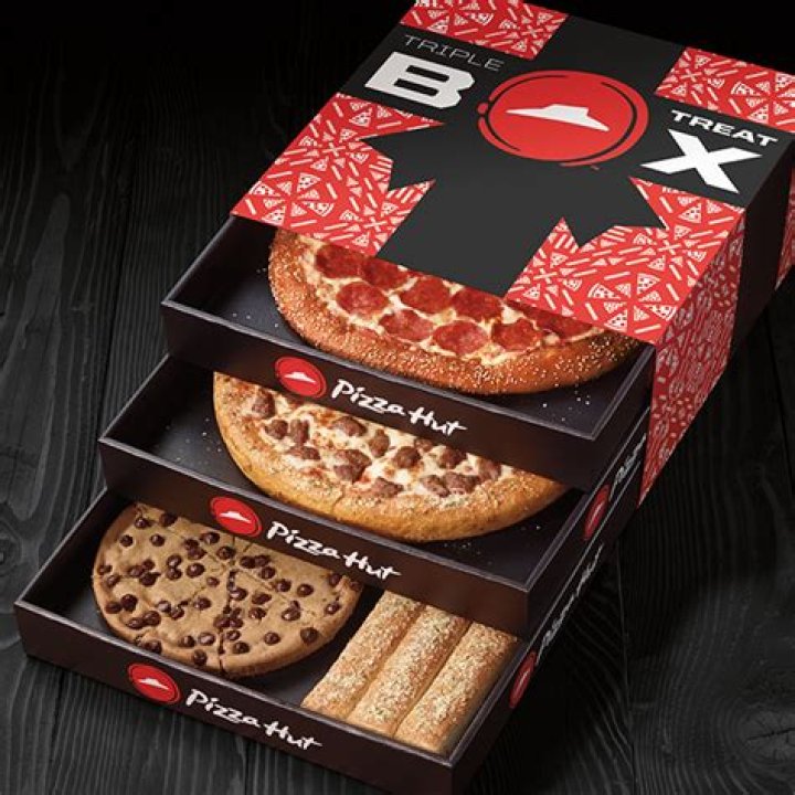 What is in the Pizza Hut triple treat box?