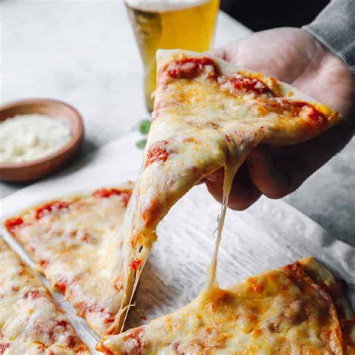 What is Michael’s favorite New York pizza joint?
