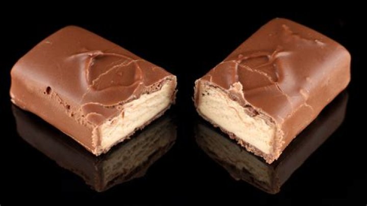 What is nougat made of in a Milky Way?