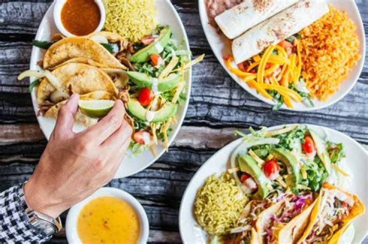 What is Sunset sauce at Mi Cocina?