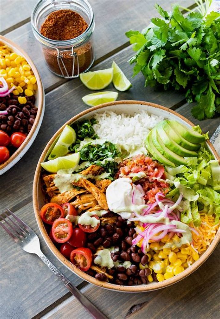 What is the best burrito bowl at Chipotle?
