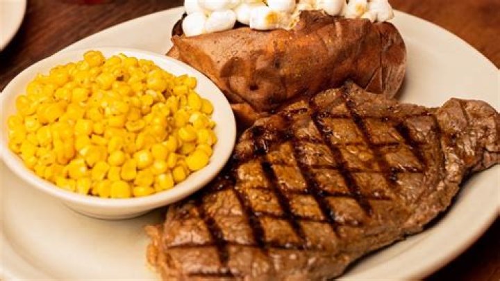 What is the best cut of steak at Texas Roadhouse?